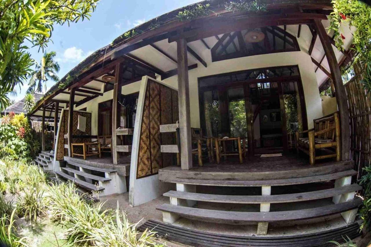 Romantic Beach Villas General Luna  Exterior photo