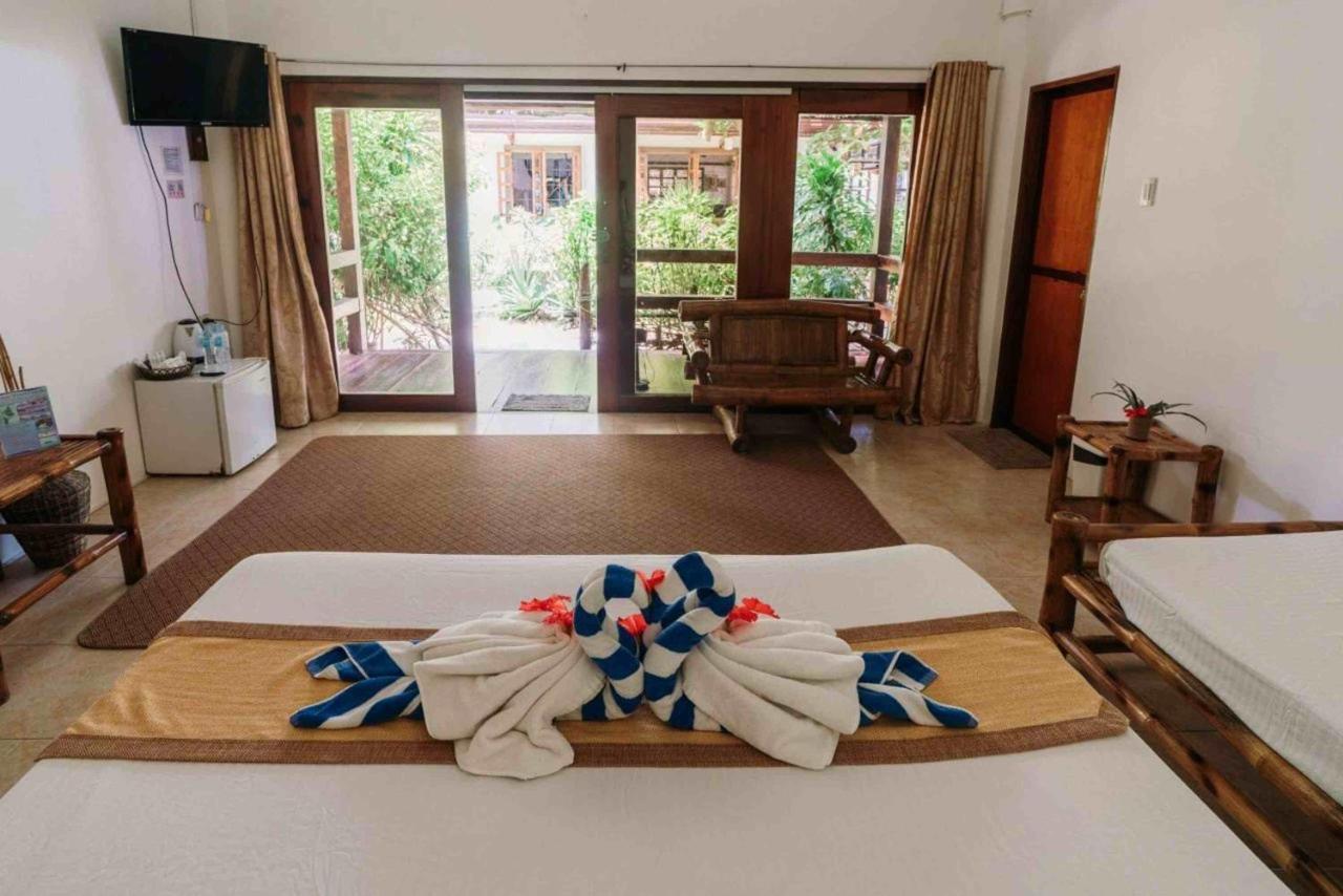 Romantic Beach Villas General Luna  Exterior photo